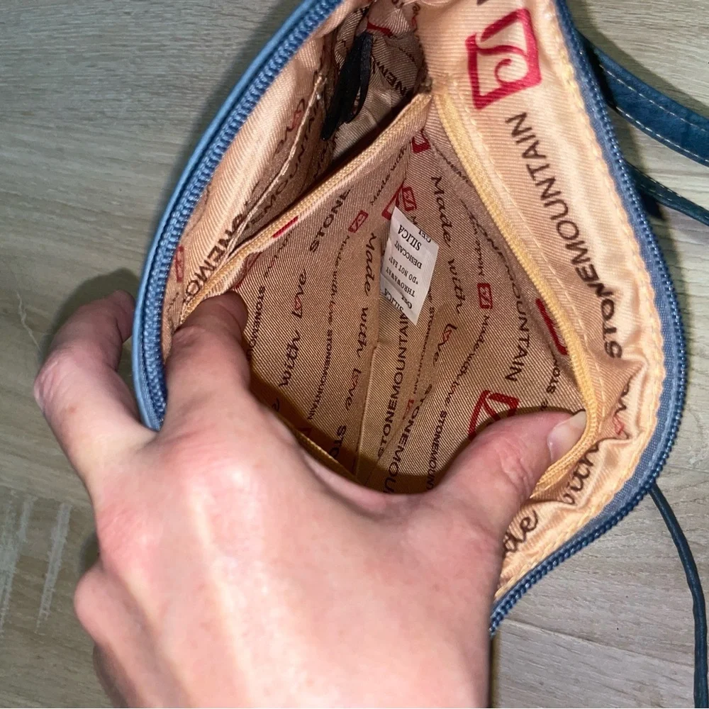 Stone Mountain Blue Jean Denim Look Crossbody Wristlet Bag - Picture 11 of 14